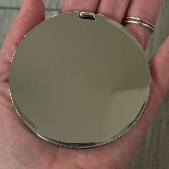 Dior mirror compact in silver tone. NWOT. - Picture 2 of 3